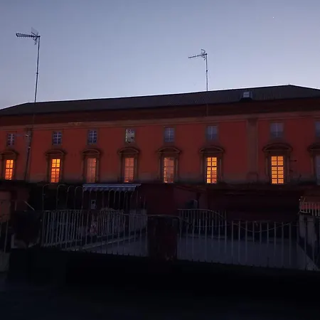 Il Gatto E Pirouette Al Centro Storico Neapel