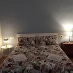 Il Gatto E Pirouette Al Centro Storico דירה נאפולי
